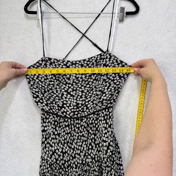 Lulus Dress Womens Medium Black White Floral Maxi Criss Cross Back Tiered Rayon - Picture 3 of 10